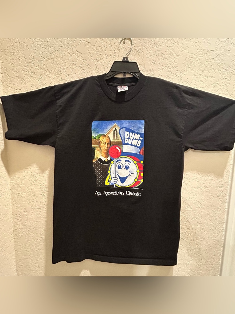 American Gothic Grant Wood & Dum-Dums Lollipop Mascot Mashup Black T-Shirt XL
